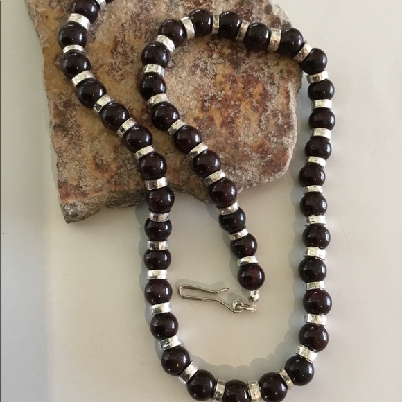 Genuine red garnet on .999 fine silver necklace - Picture 5 of 8